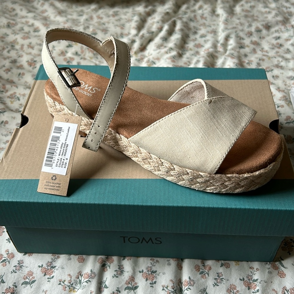 NWT TOMS Abby Natural Woven/Leather Sandals